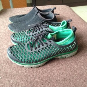 nike_running_shoes_with_two_inner_sock_to_change_1413012383_e60a2cc4.jpg
