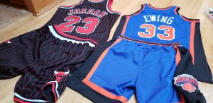 authentic mitchell and ness jordan and ewing (14).jpg