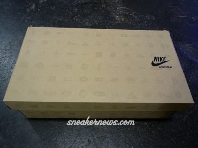 nike-sportswear-box-01.jpg