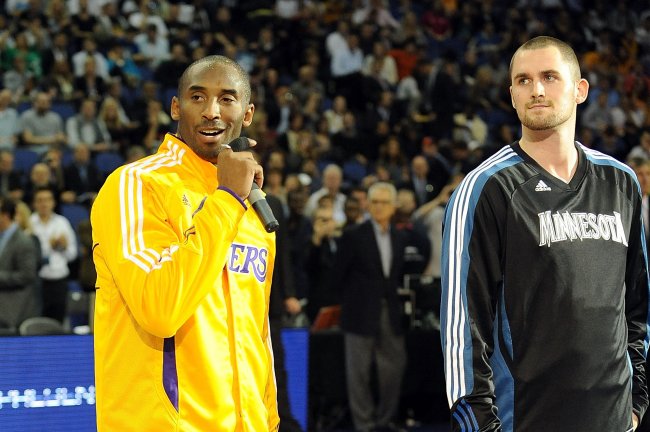 hi-res-104732594-kobe-bryant-of-the-los-angeles-lakers-and-kevin-love-of_crop_exact.jpg