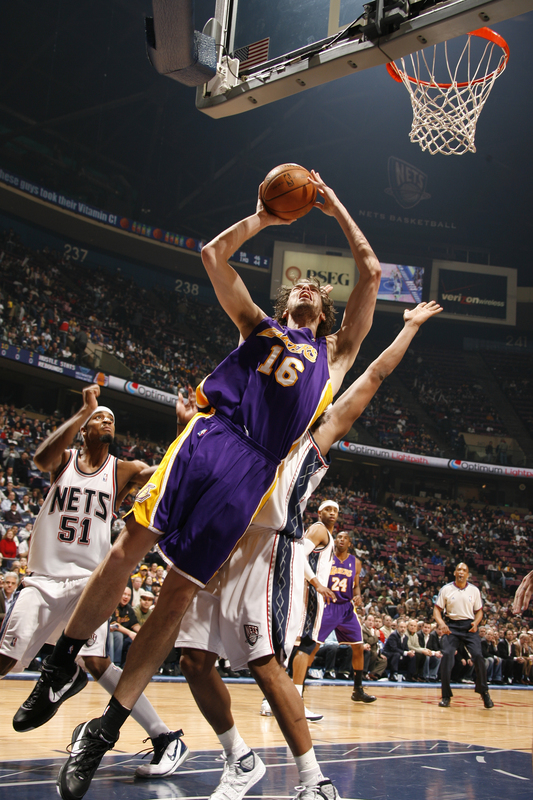 b344a48bb27c200601fc647dc6be789b-getty-76075488nb009_lakers_nets.jpg