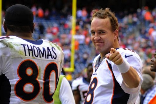 peyton-manning-breaks-single-season-touchdown-record.jpg