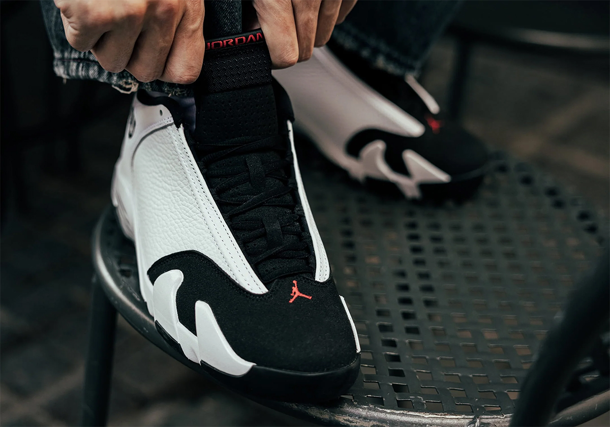 black-toe-jordan-14s-1.jpg