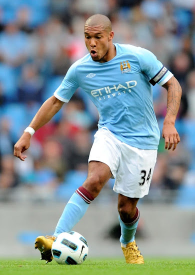 manchester-city-17-18-kit-5.jpg