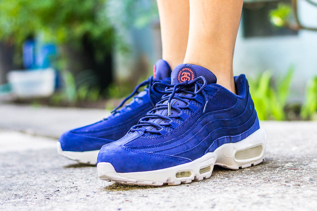 Nike-Air-Max-95-Stussy-Loyal-Blue-wdywt.jpg