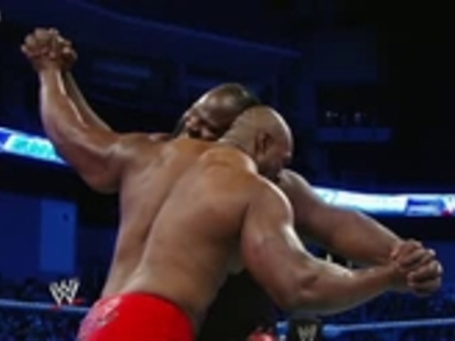 eGwwejYwMTI=_o_smackdown-9911-ezekiel-jackson-vs-mark-henry.jpg