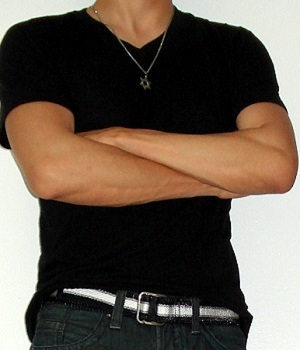 mossimo-black-v-neck-t-shirt.jpg