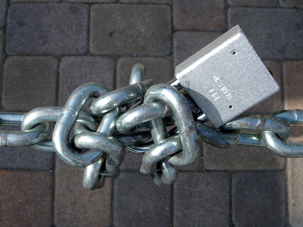 chain-lock-01.jpg