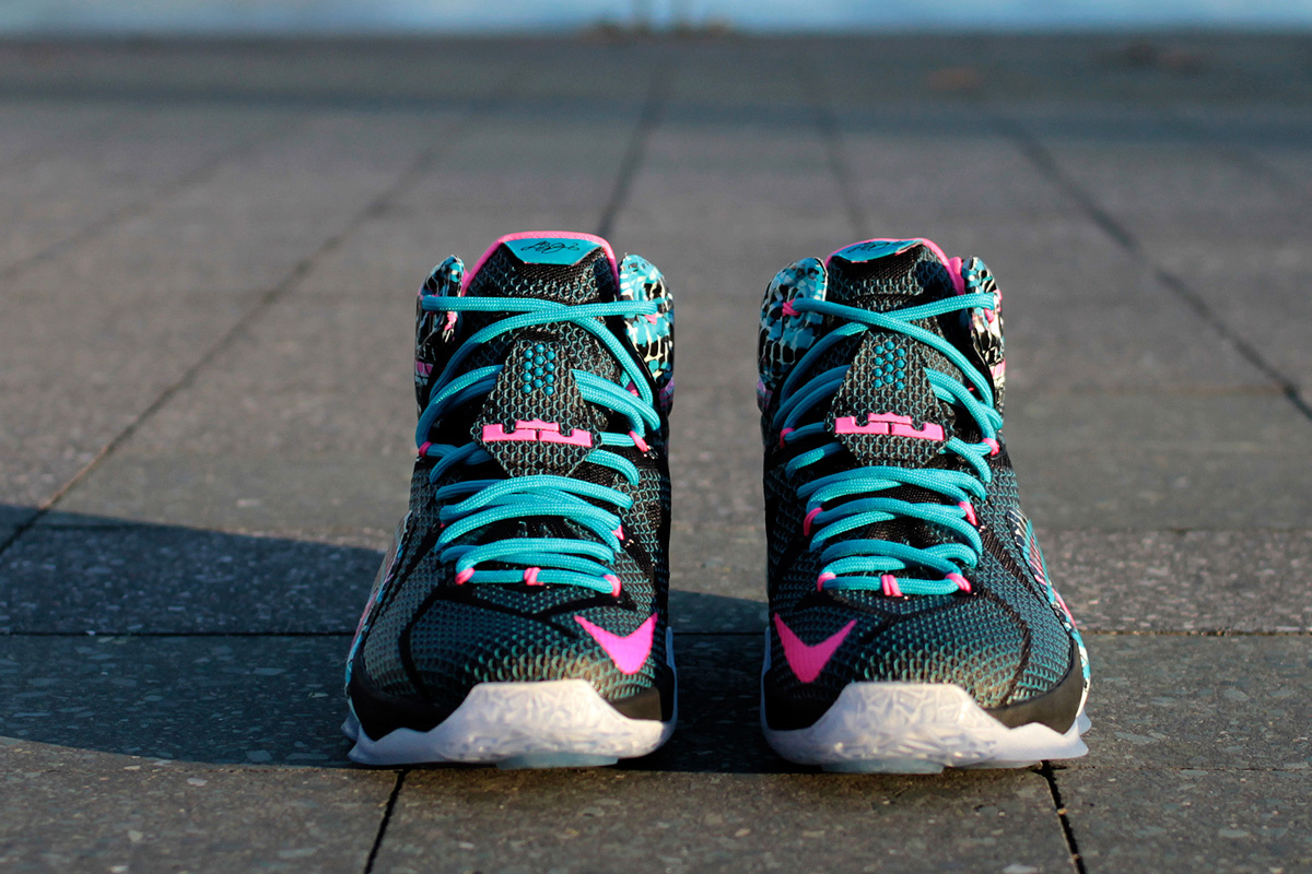 Nike-Lebron-12-Elite-23-Chromosome31.jpg