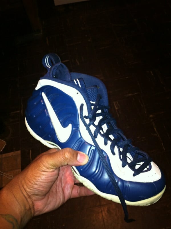 nike-air-foamposite-pro-white-navy.jpg