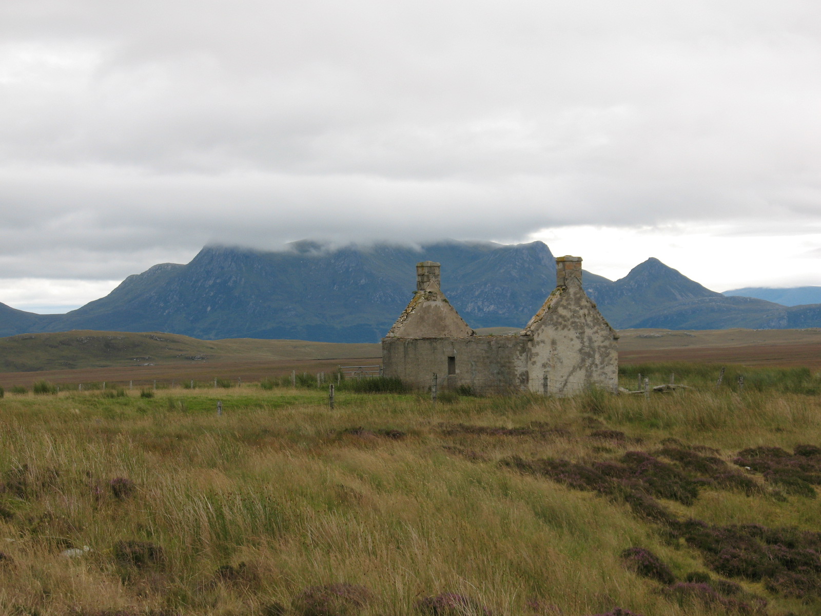 Lonely_house_in_the_highlands.JPeG