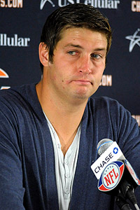 nfl_u_jcutler2_sy_200.jpg