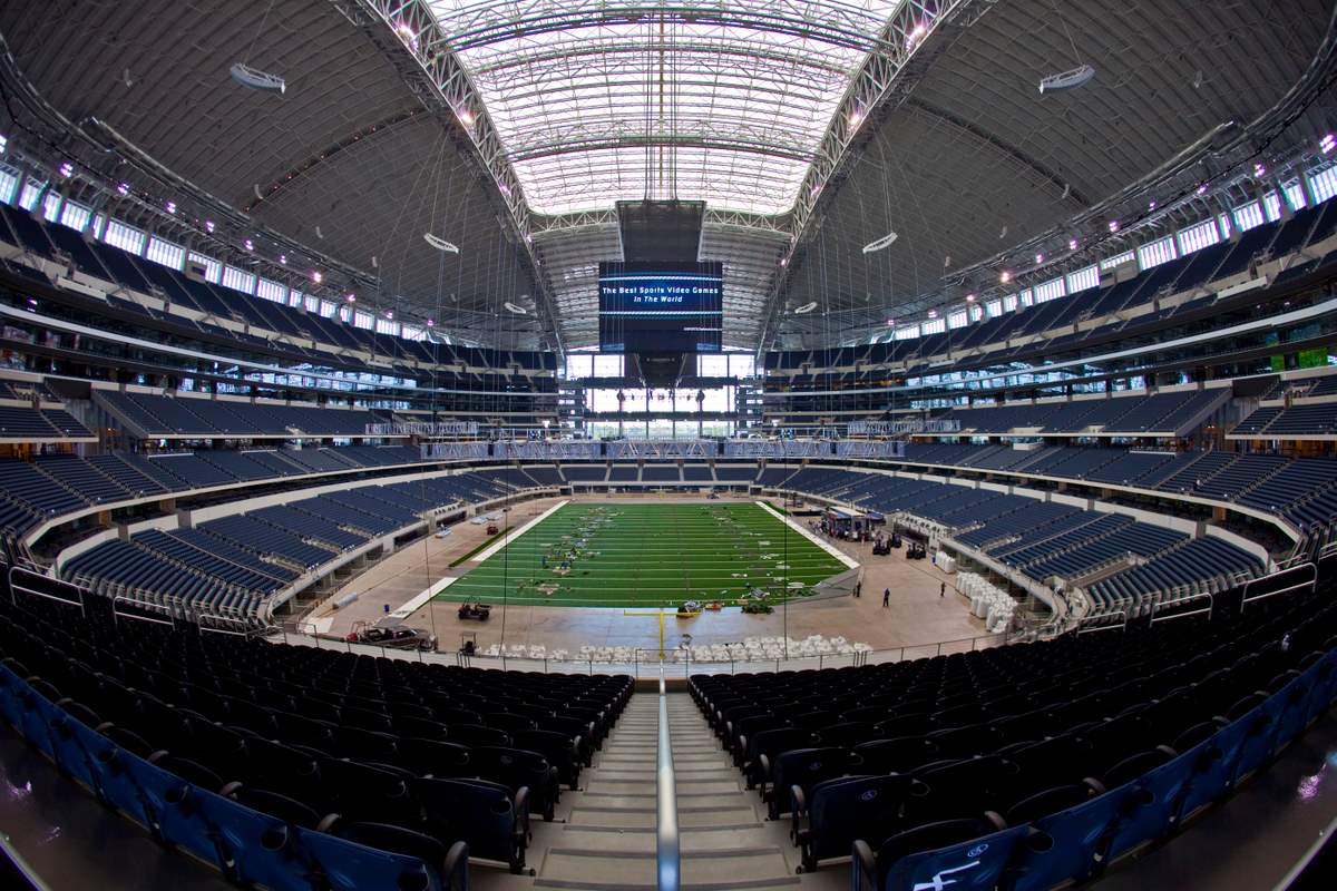 Inside-Cowboys-Stadium-Fisheye.jpg