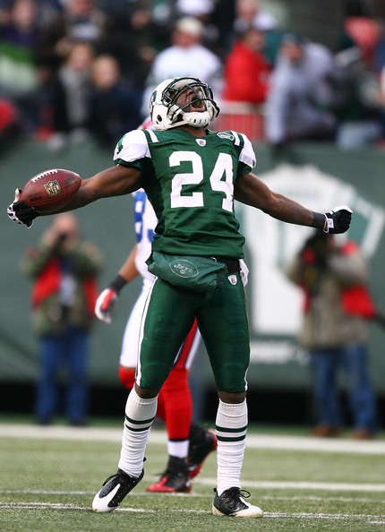 darrelle-revis1.jpg