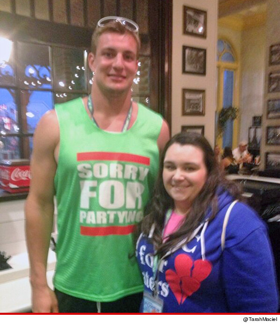 0213-rob-gronkowski-twitter-sorry-4.jpg