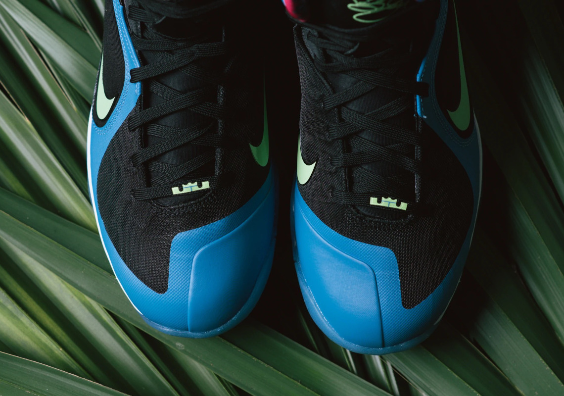 Nike-LeBron-9-South-Coast-DO5838-001-03.jpg.jpeg