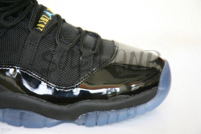 air_jordan_xi(11)_retro_black_gamma_blue_varsity_maize-11med.jpg