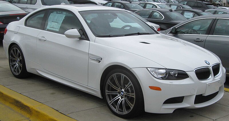 800px-2009_BMW_M3_coupe.jpg