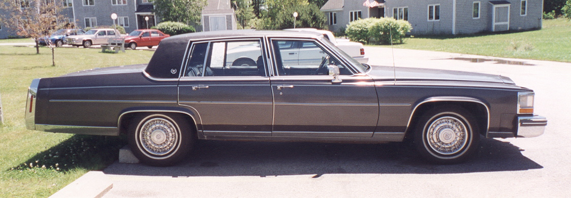 1982_cadillac_fleetwood_brougham.jpg