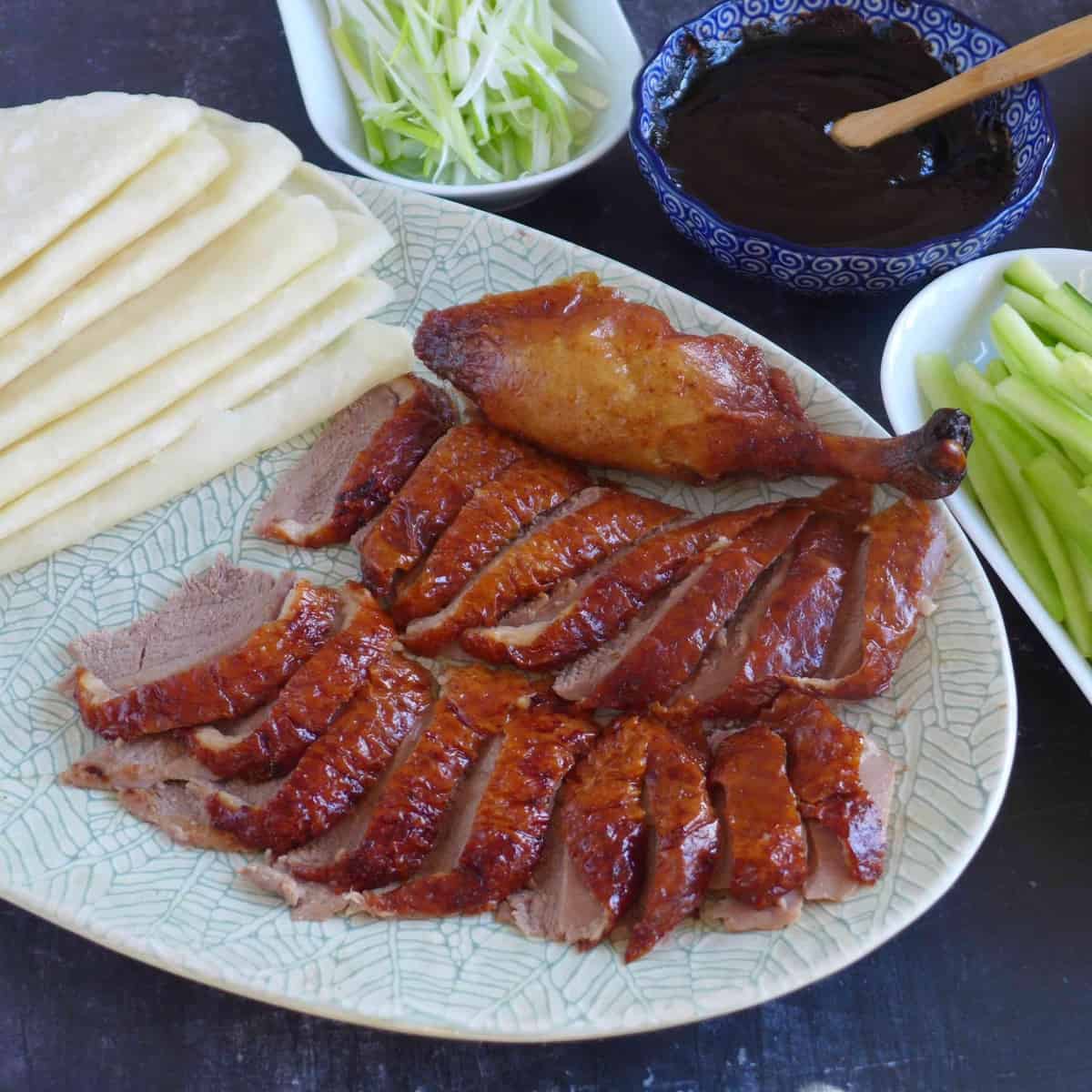 sliced-peking-duck-with-pancakes-scaled.jpg