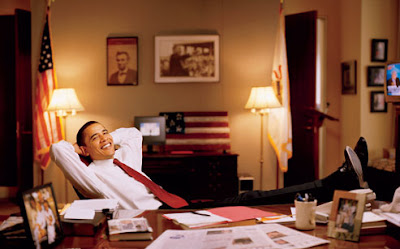 obama%2Bwith%2Bhis%2Bfeet%2Bup.jpg