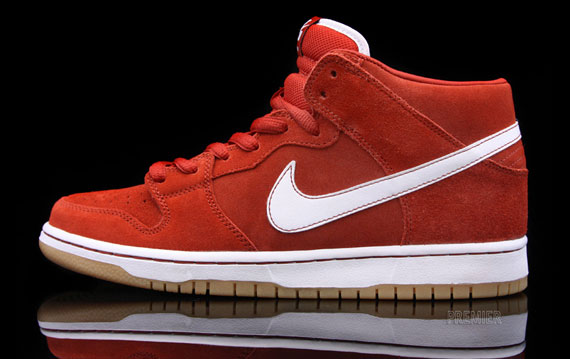 nike-sb-dunk-mid-brickhouse-premier-02.jpg