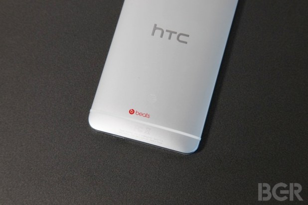 bgr-htc-one-review-4.jpg