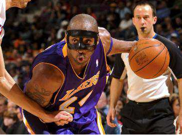 Kobe-Bryant-Sports-Superhero-Black-Mask-in-Court.png