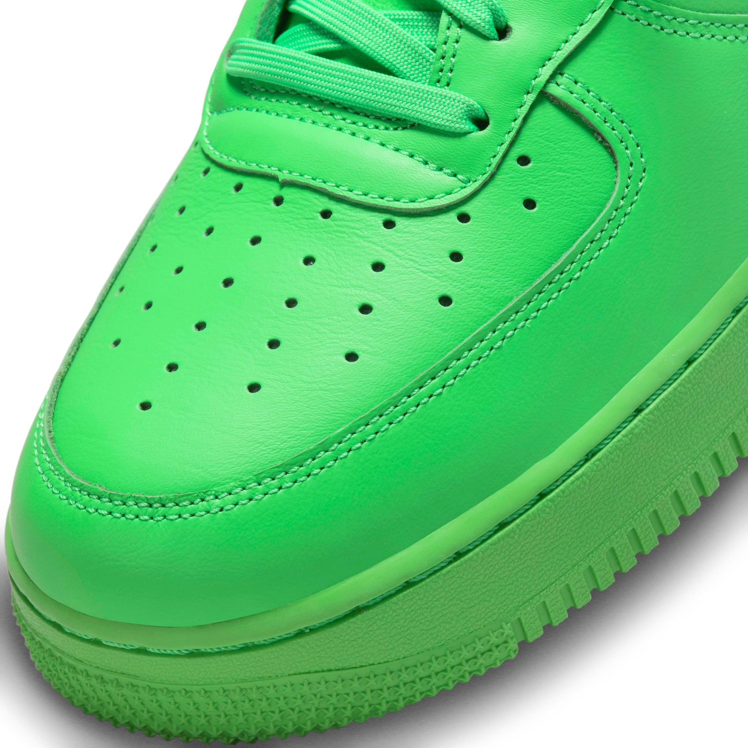 off-white-nike-air-force-1-sp-light-green-spark-brooklyn-museum-4.jpeg