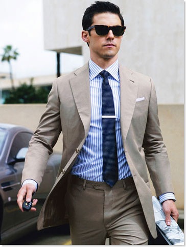 windowslivewritermiloventimigliainkhakisuits-a9d0milo-ventimiglia-gq-khaki-suit-1-thumb.jpg