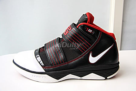 nike-zoom-lebron-soldier-iii-black-white-varsity-red-1.jpg