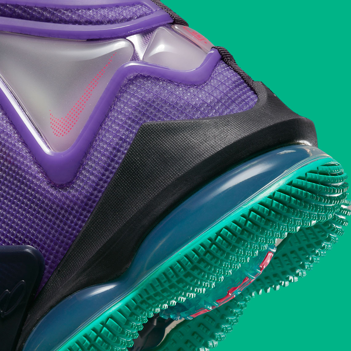 nike-lebron-19-purple-teal-dc9340-500-6.jpg