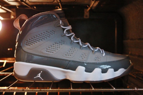 air-jordan-ix-cool-grey-white-04-570x380.jpg