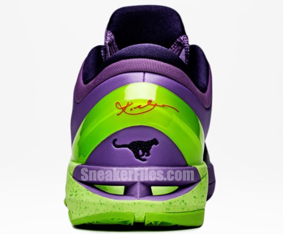 Nike-Zoom-Kobe-VII-7-Christmas-Day-Official-First-Look-2.jpg