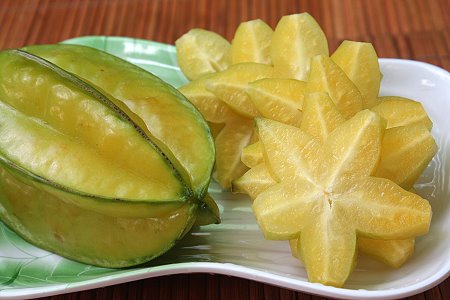 eat_star_fruit_f6c7da49cc37f77aabd5caa426a5f776.jpg