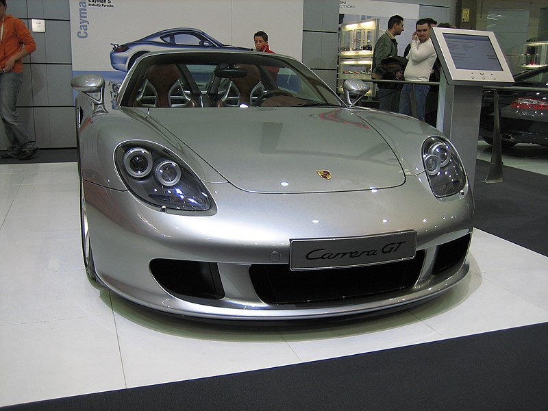 800px-Porsche_Carrera_GT_2.jpg