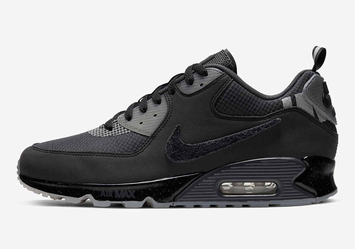 undefeated-nike-air-max-90-CQ2289-002-2.jpg