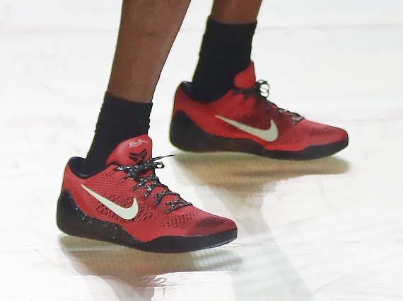 kobe-9-elite-low-flyknit-unveristy-red-01.jpg