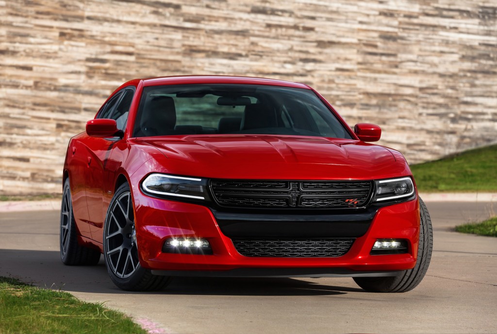 2015-dodge-charger_100464364_l.jpg