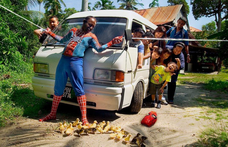 funny+pictures+real+human+spiderman.jpg