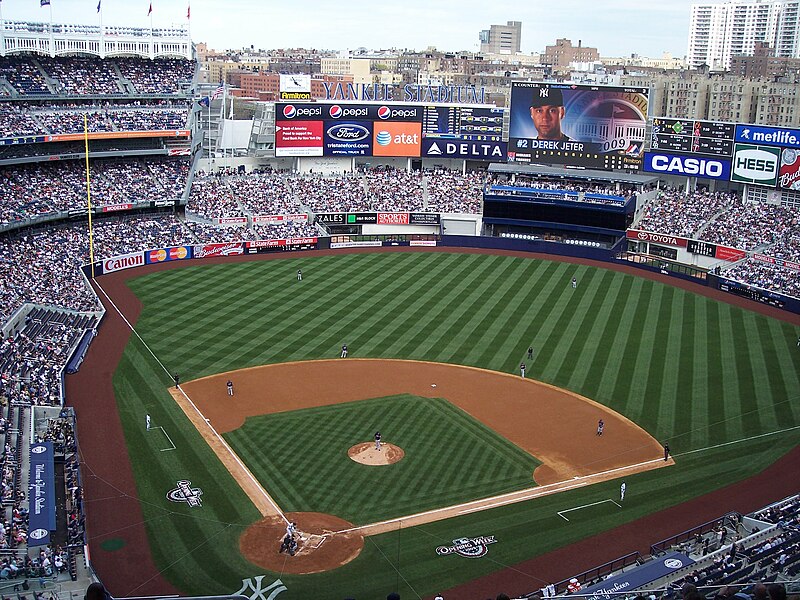 800px-Yankee_Stadium_II.JPG