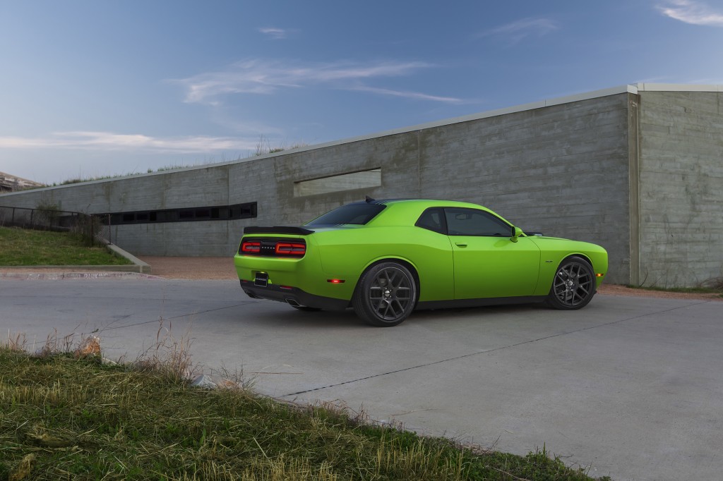 2015-dodge-challenger_100464353_l.jpg