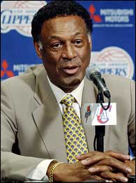 elgin_baylor1.jpg