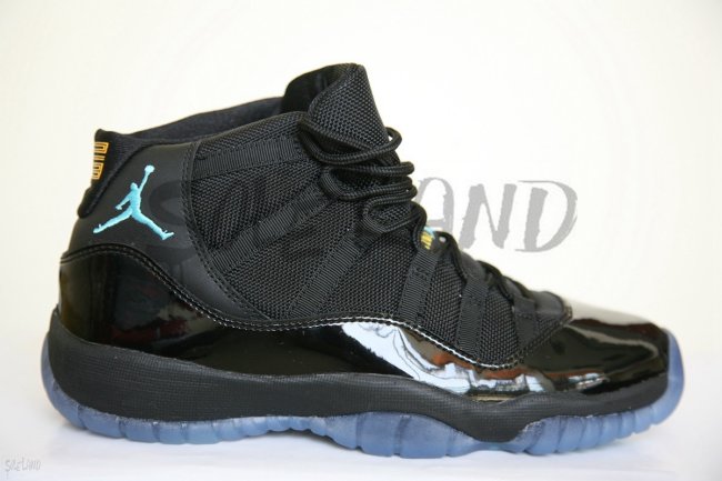 air_jordan_xi(11)_retro_black_gamma_blue_varsity_maize-2med.jpg