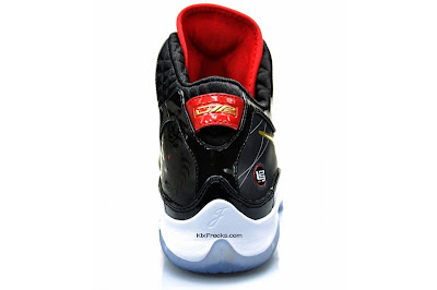 nike-lebron-7-ps-gr-black-white-red-3-06.jpg