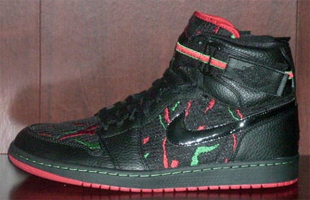 air-jordan-i-1-high-strap-black-varsity-red-classic-green-sole-to-sole-1.jpg