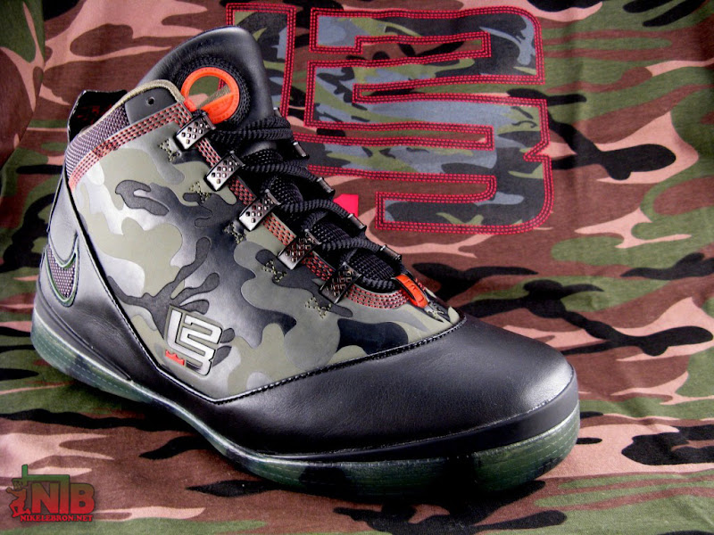 lebrons-soldier2-real-camo-22-web.jpg