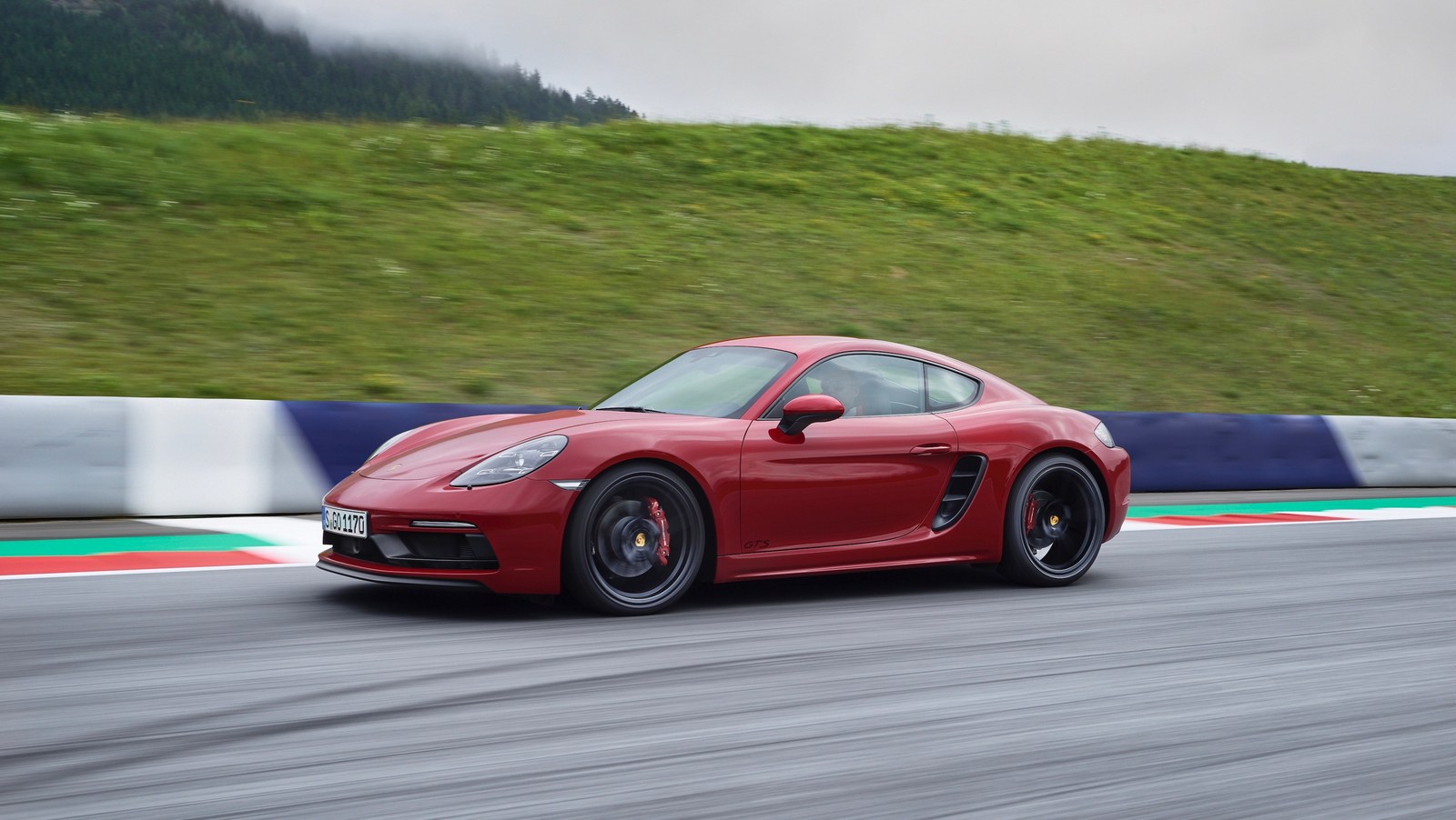 Porsche-718-GTS%2B-14.jpg