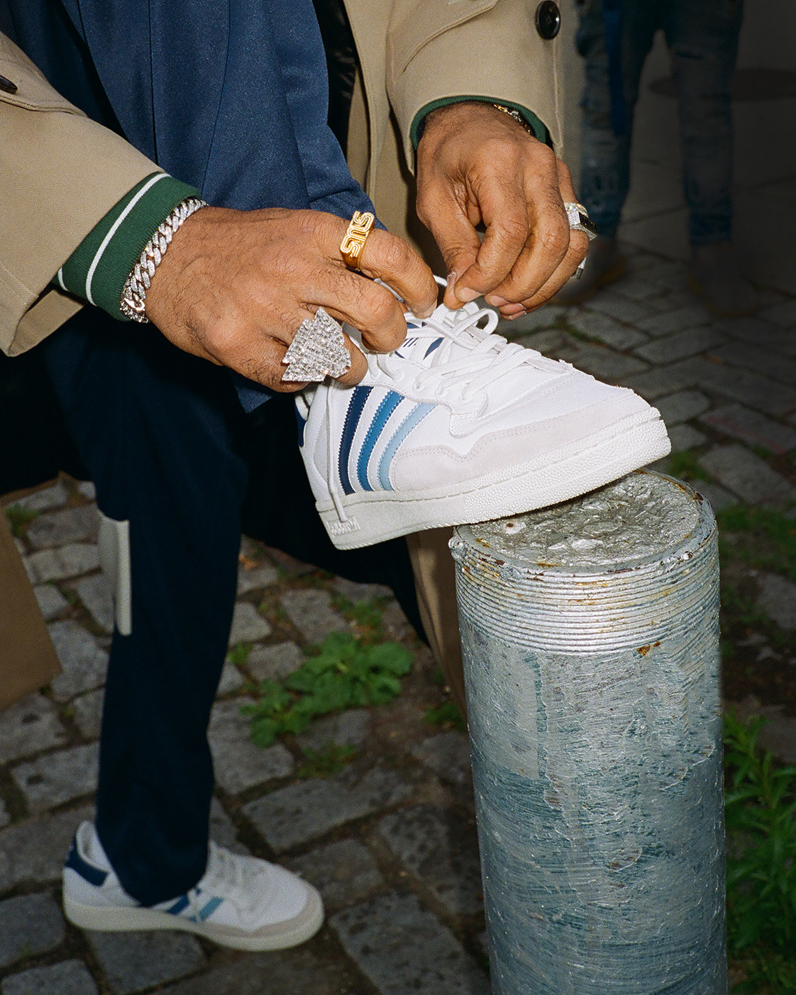 adidas-hrlm-jim-jones-sneakersnstuff-Id7398-11.jpg