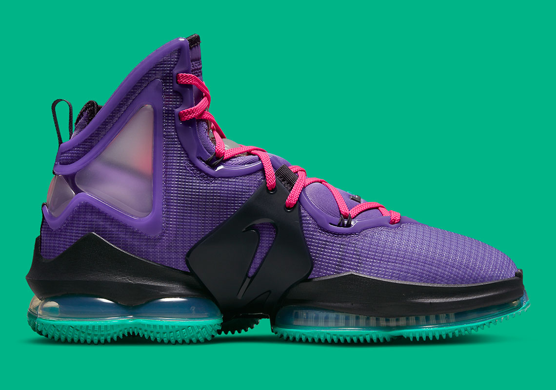 nike-lebron-19-purple-teal-dc9340-500-7.jpg